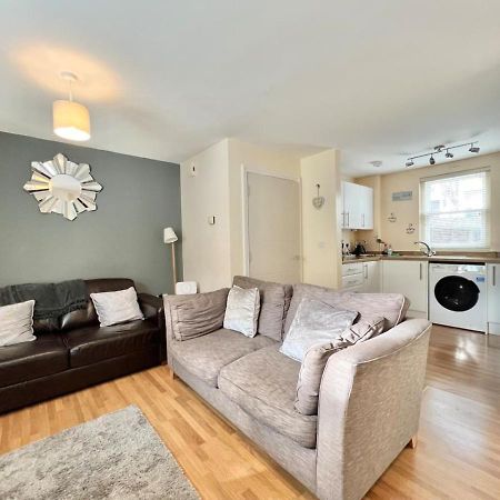 1 Captain'S Rest Modern 2 Bedroom Brixham Harbour Flat Екстериор снимка