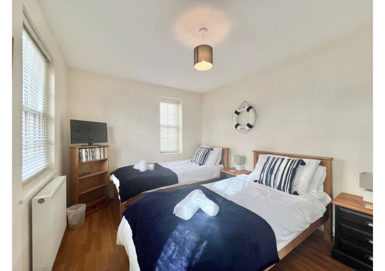 1 Captain'S Rest Modern 2 Bedroom Brixham Harbour Flat Екстериор снимка